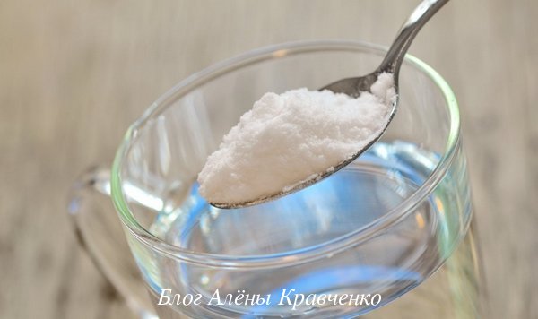 Раствор соли и соды для полоскания горла